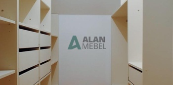 Гардеробная 10