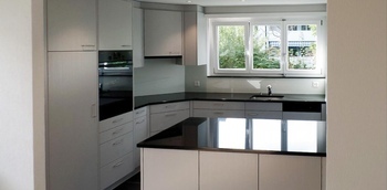 Кухня под окно 3