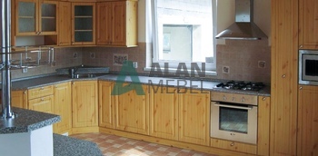 Кухня под окно 4