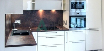 Кухня со скинали