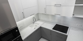 Кухня из акрила – модель 17