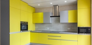 Кухня желтого цвета 1