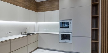 Угловая матовая кухни с МДФ фасадами