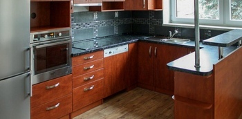Кухня П-образная