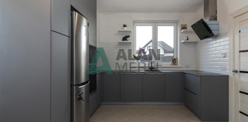 Кухня под окно 10