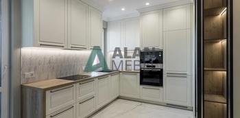 Кухня под окно 13