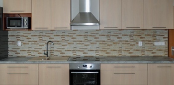 Кухня бежевая