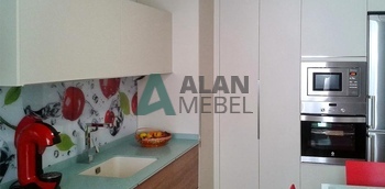 Кухня со скинали