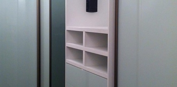 Угловой шкаф-купе для прихожей