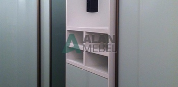 Угловой шкаф-купе для прихожей