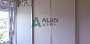 Угловой шкаф-купе для гостиной