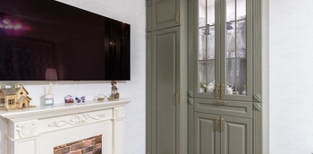 Шкаф-купе для гостиной