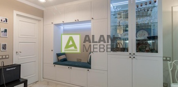 Шкаф для гостиной или большой кухни