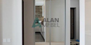 Шкаф-купе в прихожую