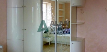 Шкаф в спальню