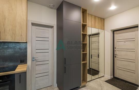 Современная угловая кухня с барной стойкой 