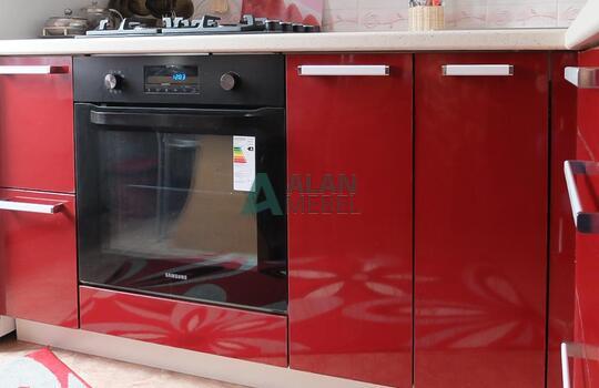 бордовая угловая кухня из пластика по индивидуальному размеру 