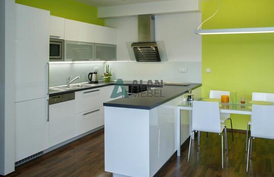 Кухня П-образная 