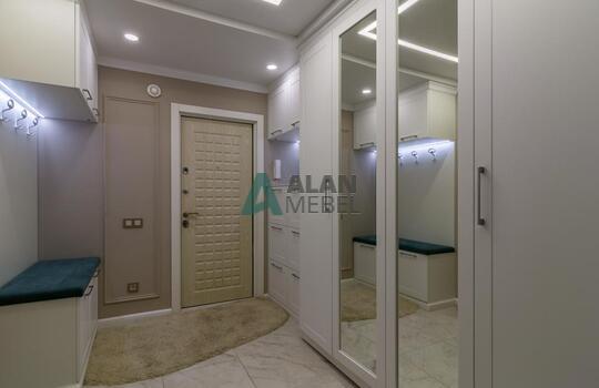 Шкаф в прихожую