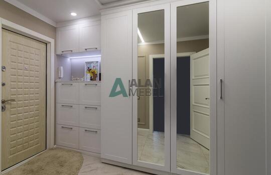 Шкаф в прихожую