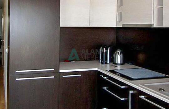 Встроенная кухня 4 