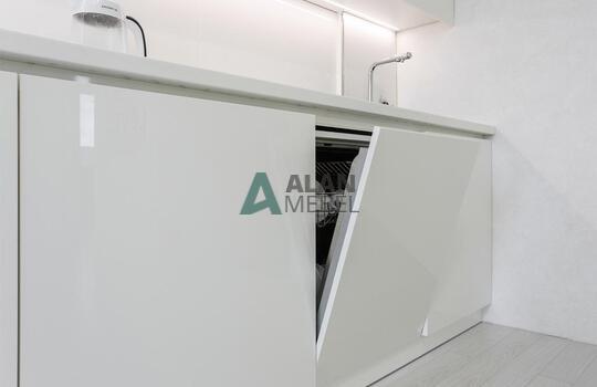 Современная прямая глянцевая акриловая кухня без ручек 