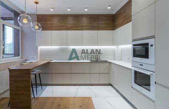 Угловая матовая кухни с МДФ фасадами 