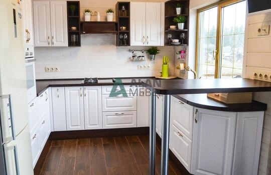 Кухня с барной стойкой 5 