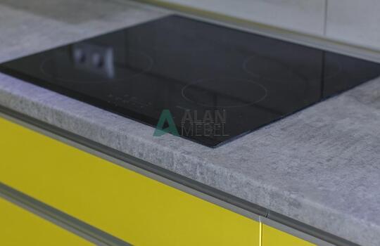 Угловая желтая кухня с фасадами из древесно стружечной плиты с доставкой в Минске 