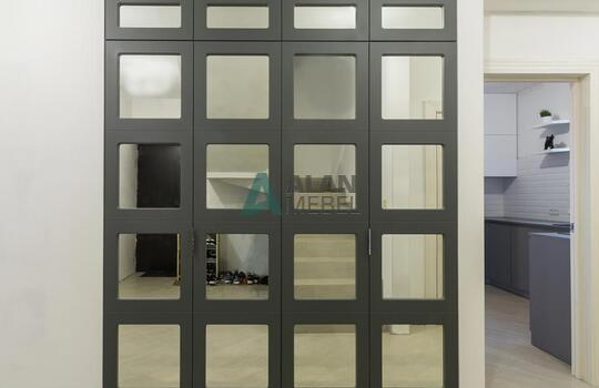 Шкаф в прихожую