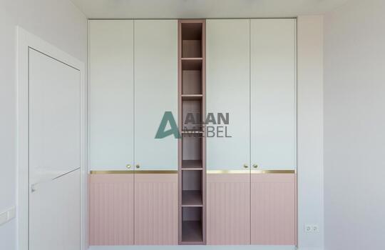 Шкаф для детской комнаты