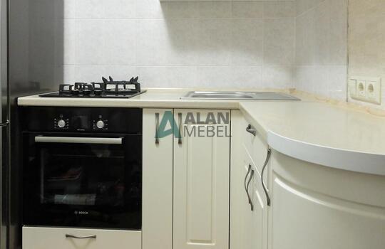 Кухня с гнутыми фасадами 7 