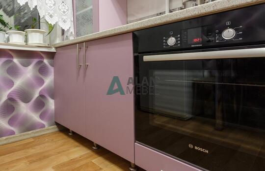 матовая кухня с фасадами розового цвета по индивидуальным размерам в минске 