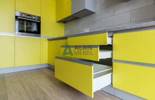 Кухня желтого цвета 1 