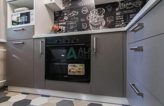 Кухня с фасадами Egger 9 