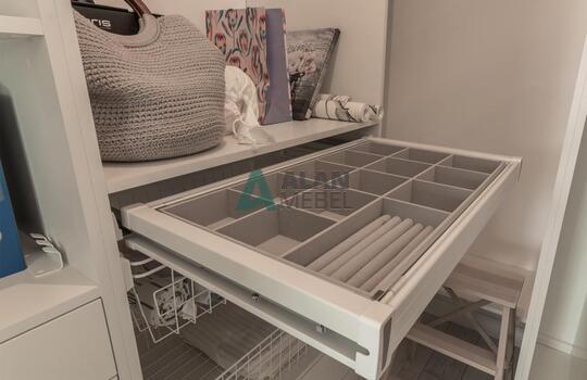 Гардеробная 14