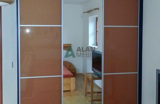 Шкаф-купе для детской