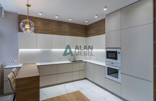 Угловая матовая кухни с МДФ фасадами 