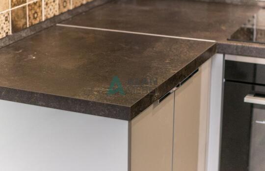 Кухня П-образная 