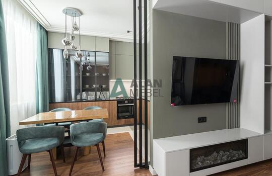 Стильная угловая кухня, фасады МДФ глянцевый со вставками из натурального шпона под лаком 