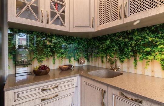 Классическая угловая кухня из дубового шпона 