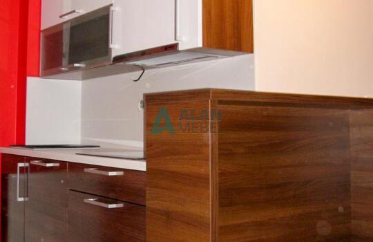 Кухня маленькая 