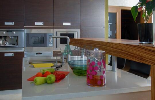 Кухня коричневого цвета 5 