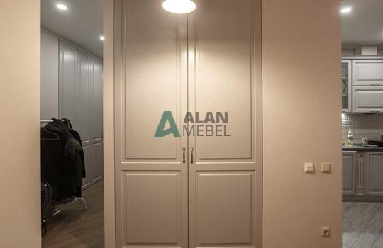 Встроенный шкаф в прихожую