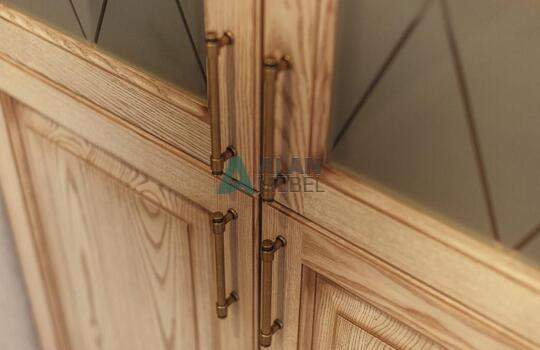 Шкаф для гостиной или большой кухни