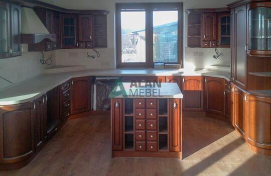 Кухня с гнутыми фасадами 6 