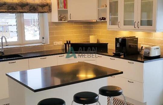 Кухня их шпона дуба 3 