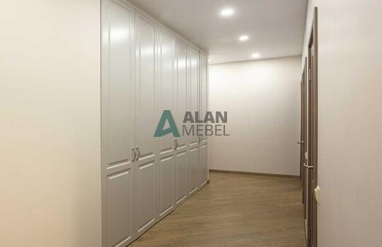 Встроенный шкаф в прихожую