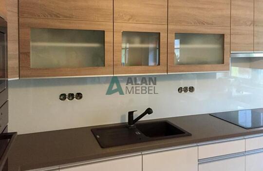 Г-образная кухня 7 