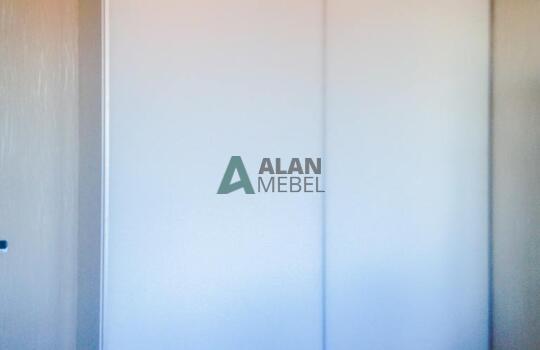 Встроенный шкаф-купе для спальни